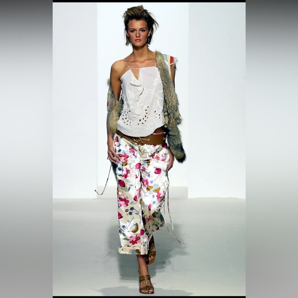 Stunning and rare Marni vintage floral blazer. - Picture 4 of 16